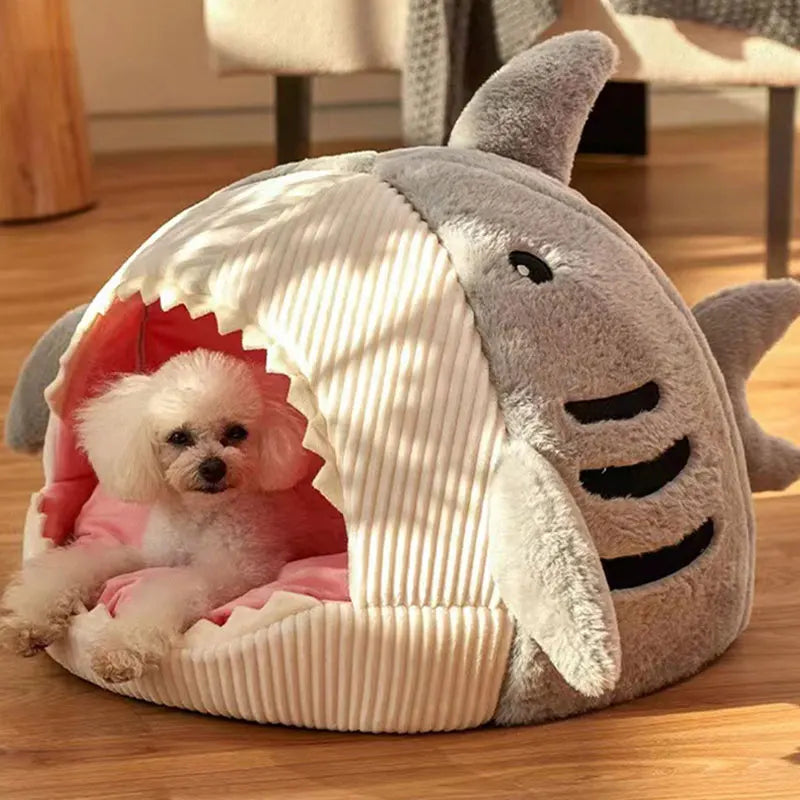 Shark Pet Bed – Cozy Cave-Style Plush Bed for Cats & Small Dogs